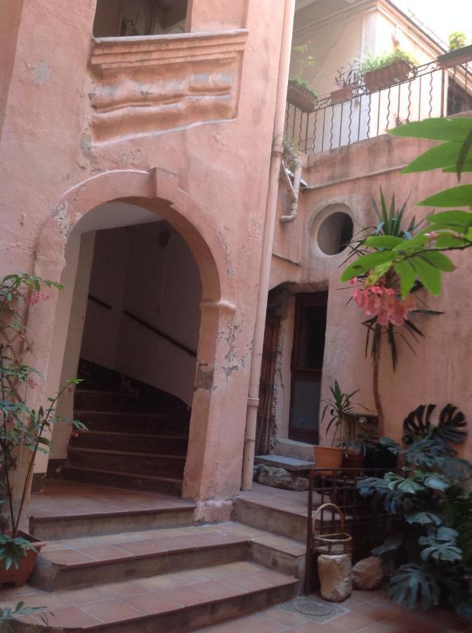 Apartment Loft Panier Vieux Port Marseilles